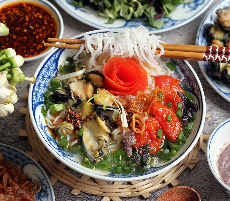 Điểm danh những quán bún ốc Sài Gòn ăn là ghiền
