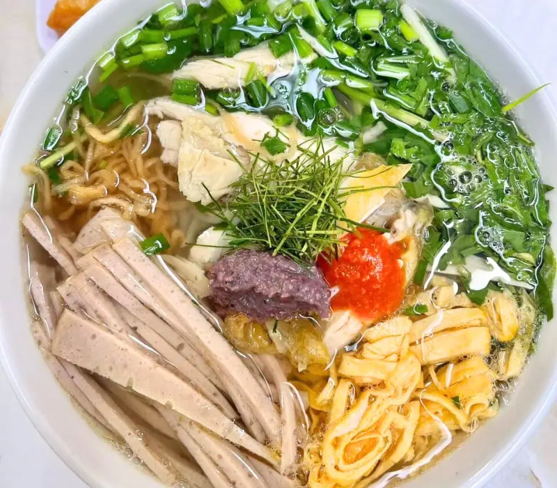 Lưu ngay 14 quán bún thang ngon tại Sài Gòn, chuẩn vị Bắc