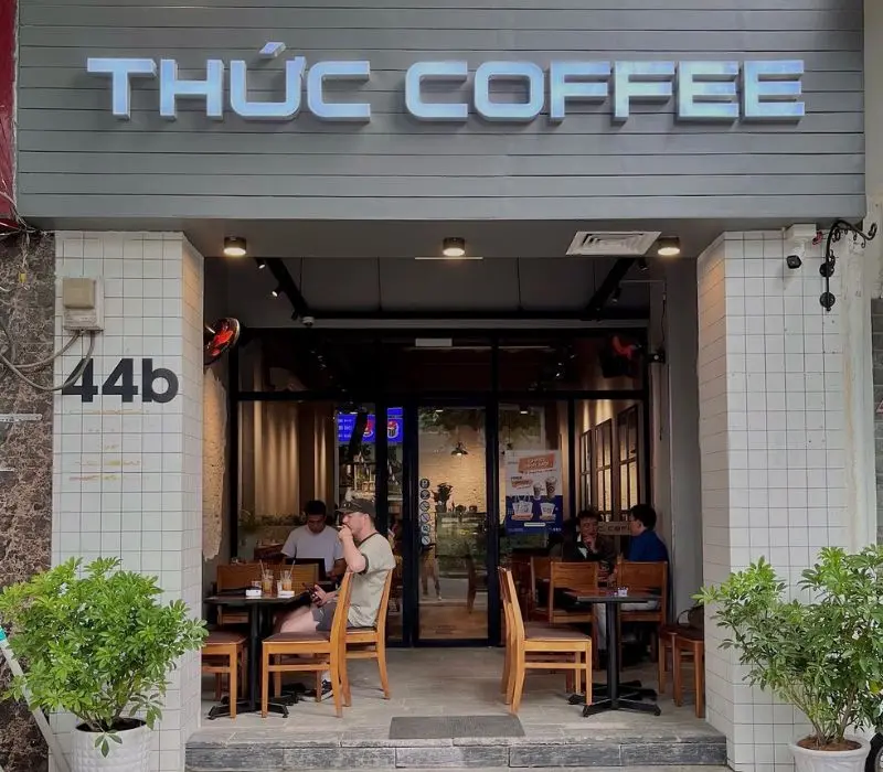 Review Thức Coffee 24/7 đậm chất Sài Gòn cho cú đêm