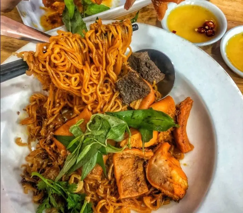 Thưởng thức 5 quán phá lấu Sài Gòn ngon ‘quên lối về’