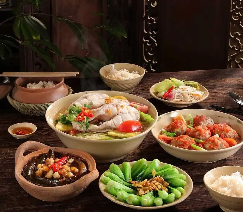 Top 10 địa chỉ cơm niêu Quận 1 ngon chuẩn vị Việt