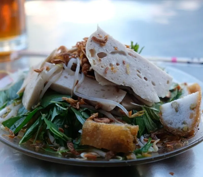 Top 10+ quán bánh ướt ngon nức tiếng ở Sài Gòn
