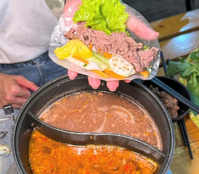 Top 10 quán bò nhúng giấm ngon khó cưỡng tại Sài Gòn