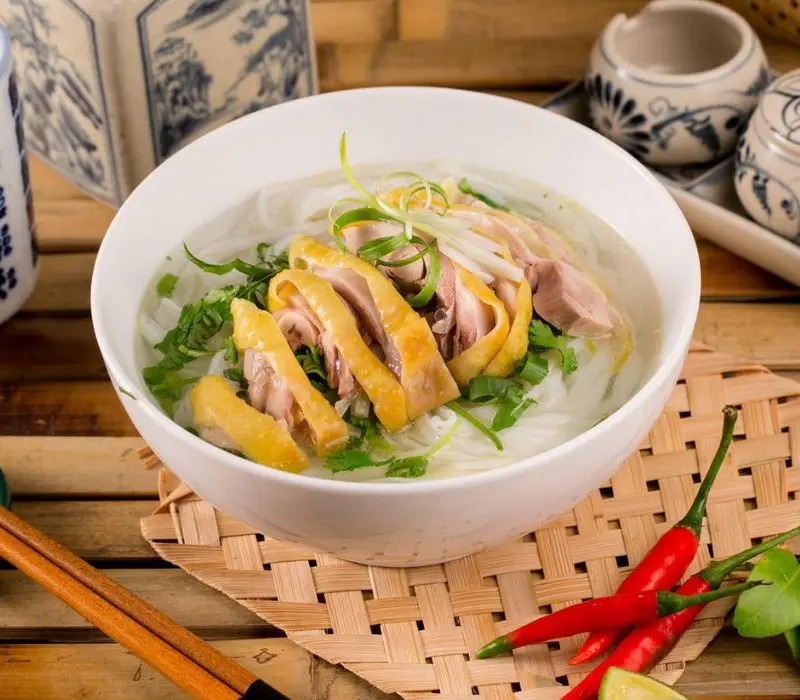 Top 10 quán phở gà ngon nhất Sài Thành