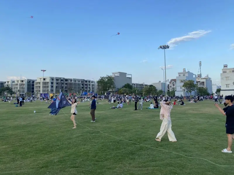 Bãi thả diều City Park, tận hưởng những chiều lộng gió tại Tp. Thủ Đức