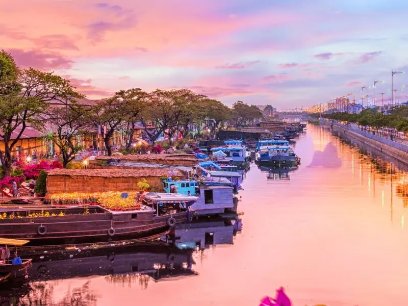 10 điểm ngắm ho&agrave;ng h&ocirc;n S&agrave;i G&ograve;n cực chill cho giới trẻ 8
