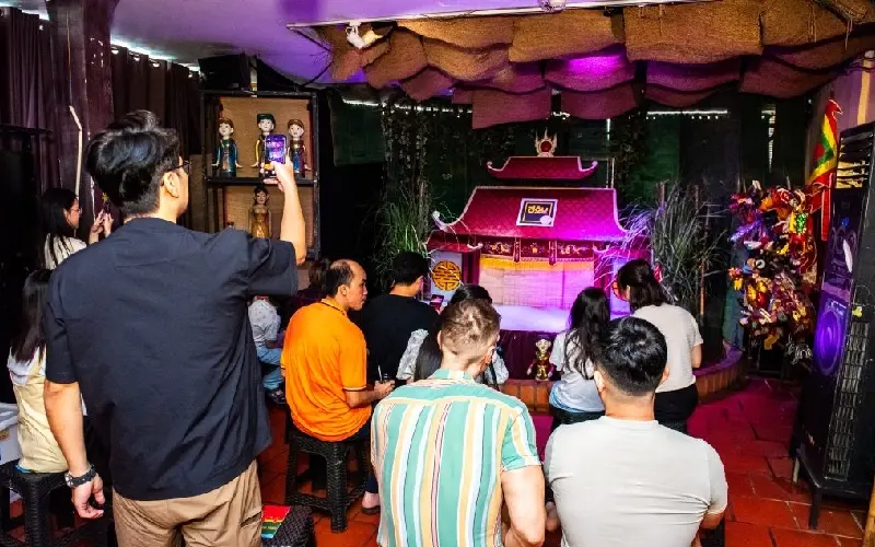 4 địa chỉ tr&igrave;nh diễn m&uacute;a rối nước truyền thống tại S&agrave;i G&ograve;n 7