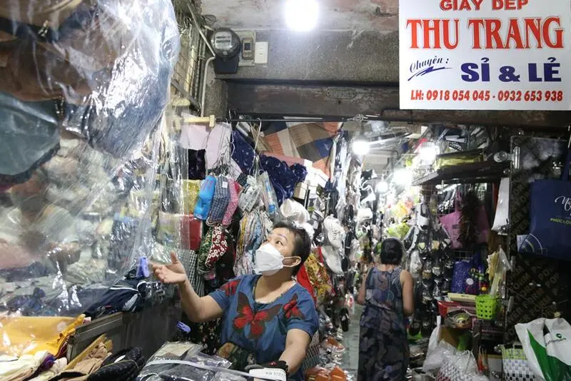 Chợ B&agrave; Chiểu: Điểm mua sắm nức tiếng B&igrave;nh Thạnh 7