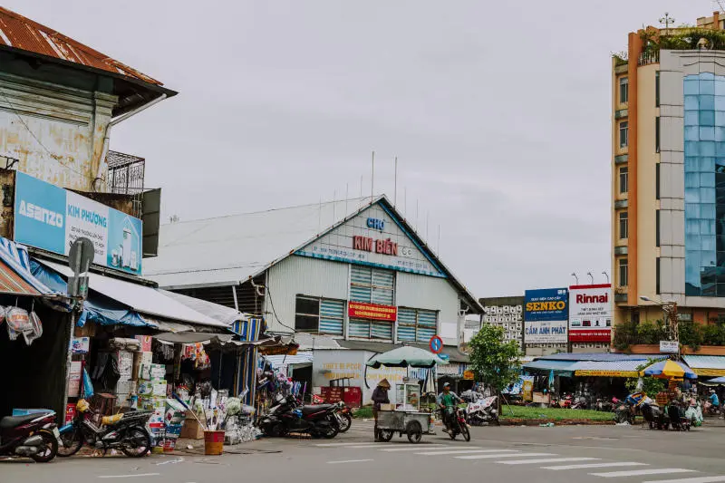 Chợ Kim Bi&ecirc;n v&agrave; những sự thật c&oacute; thể bạn chưa từng nghe qua 2