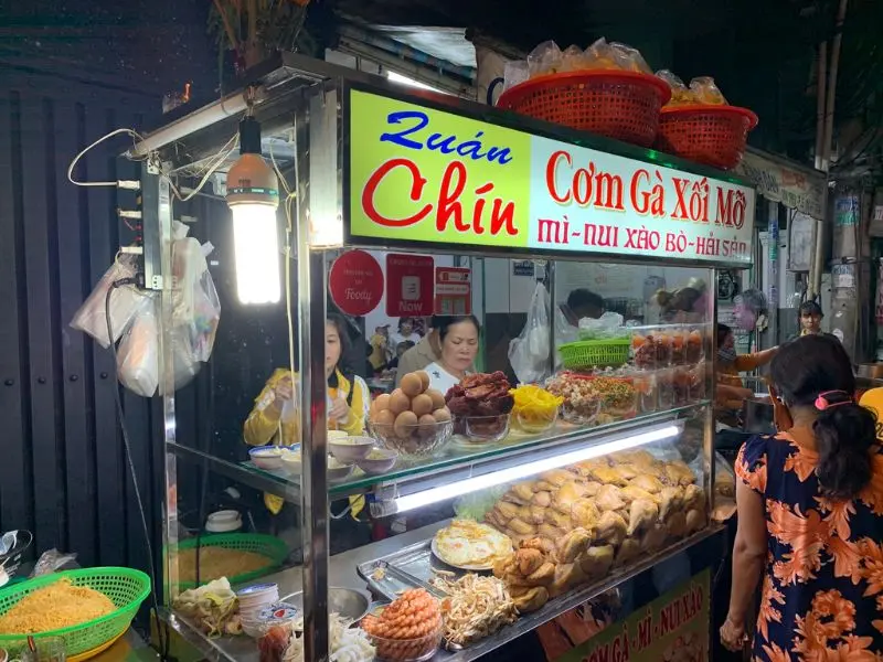 Chợ X&oacute;m Chiếu quận 4 c&oacute; g&igrave; m&agrave; đốn tim t&iacute;n đồ ẩm thực S&agrave;i G&ograve;n 12