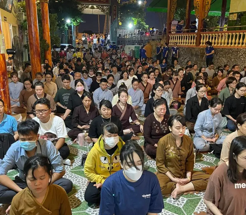 Ch&ugrave;a An Lạc: Kh&ocirc;ng gian Phật gi&aacute;o an nhi&ecirc;n ngay Thủ Đức 7
