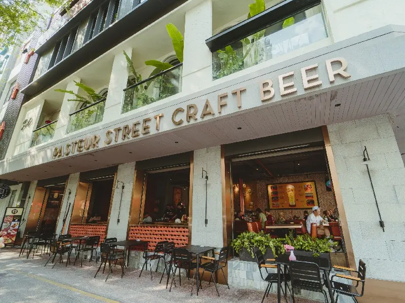 Hẻm 144 Pasteur: Điểm check-in “độc lạ” giữa lòng Sài Gòn 4