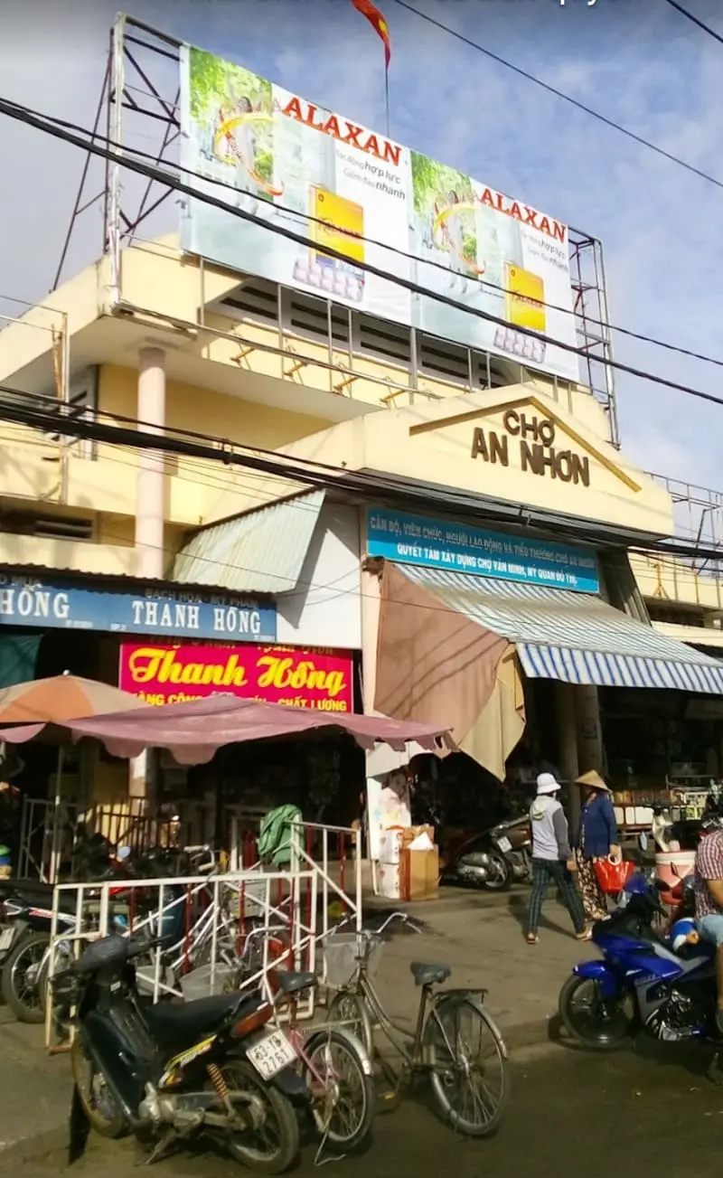 Kh&aacute;m ph&aacute; 8 khu chợ G&ograve; Vấp sầm uất m&agrave; bạn n&ecirc;n gh&eacute; thử một lần 4