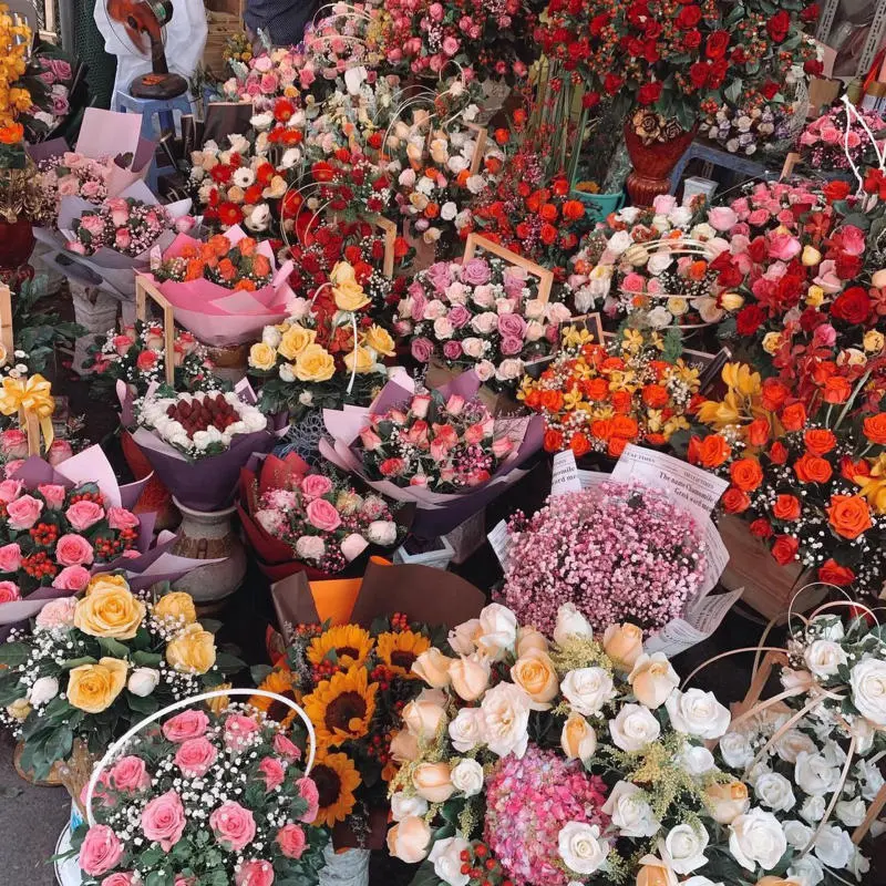 Kh&aacute;m ph&aacute; chợ Hồ Thị Kỷ, khu chợ hoa nhộn nhịp về đ&ecirc;m 4