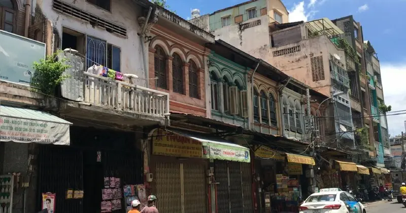 Kh&aacute;m ph&aacute; phường Chợ Lớn với lịch sử, văn h&oacute;a đậm n&eacute;t Hoa 5