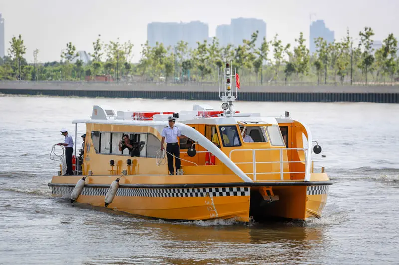 Kinh nghiệm đi bu&yacute;t s&ocirc;ng S&agrave;i G&ograve;n-Water Bus: Lịch tr&igrave;nh, gi&aacute; v&eacute; 2026 6