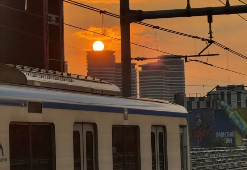 Loạt g&oacute;c check-in cực điện ảnh tại metro Bến Th&agrave;nh Suối Ti&ecirc;n 7