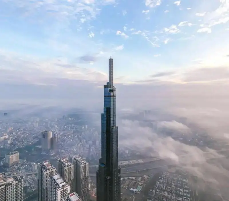 Ngắm nh&igrave;n th&agrave;nh phố từ đ&agrave;i quan s&aacute;t Landmark 81 Skyview 9