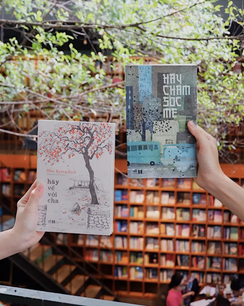 Nh&atilde; Nam Books N' Coffee, c&agrave; ph&ecirc; s&aacute;ch y&ecirc;n ả giữa l&ograve;ng S&agrave;i G&ograve;n 10