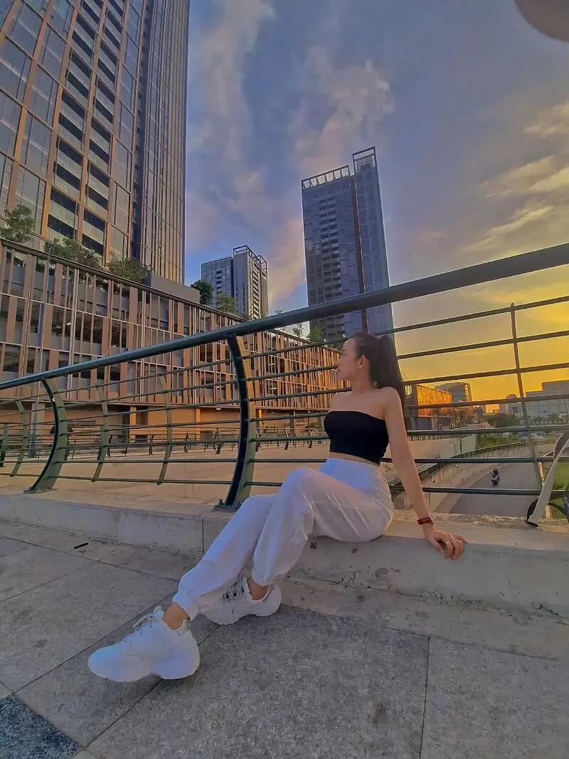 N&oacute;c hầm Thủ Thi&ecirc;m, tụ điểm chill bậc nhất S&agrave;i G&ograve;n 5