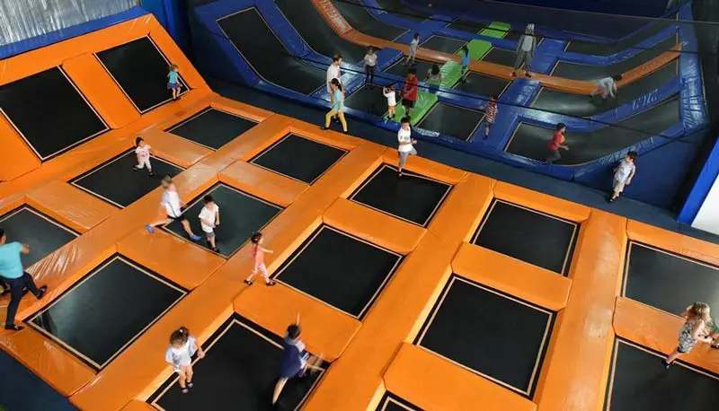 Oanh tạc Jump Arena quận 7 với những tr&ograve; chơi bạt nh&uacute;n si&ecirc;u th&uacute; vị 7