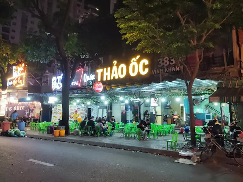 Phố ẩm thực Vĩnh Kh&aacute;nh, địa điểm ăn chơi quen thuộc của giới trẻ quận 4 5