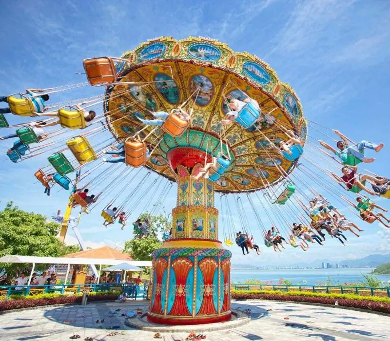 Review thi&ecirc;n đường giải tr&iacute; VinWonders Grand Park tại Thủ Đức 4