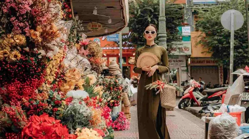 Top 21 địa điểm chụp ảnh Tết áo dài 2026 đẹp ở Sài Gòn 5