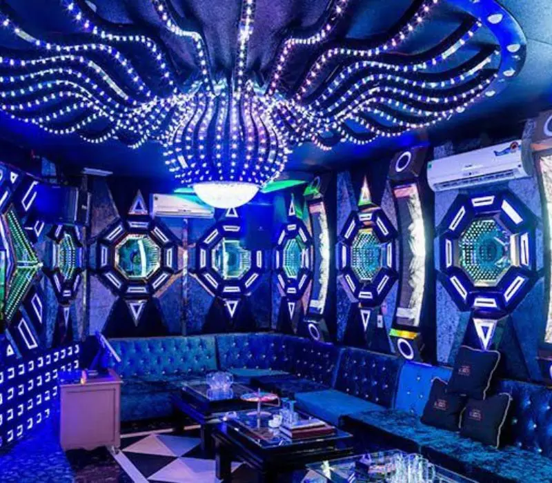 Top 8 qu&aacute;n karaoke T&acirc;n B&igrave;nh cực chất cho bạn h&aacute;t say m&ecirc; 8
