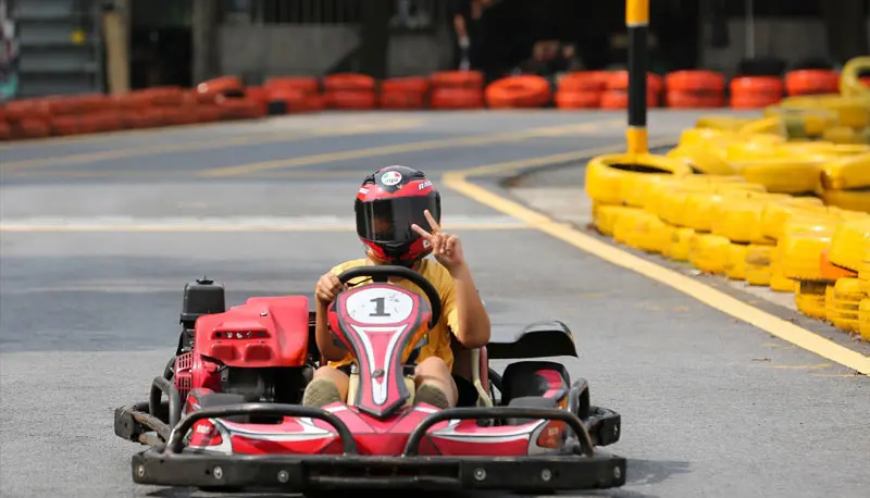 Trải nghiệm đua xe Go Kart cực ch&aacute;y cho team m&ecirc; tốc độ 11