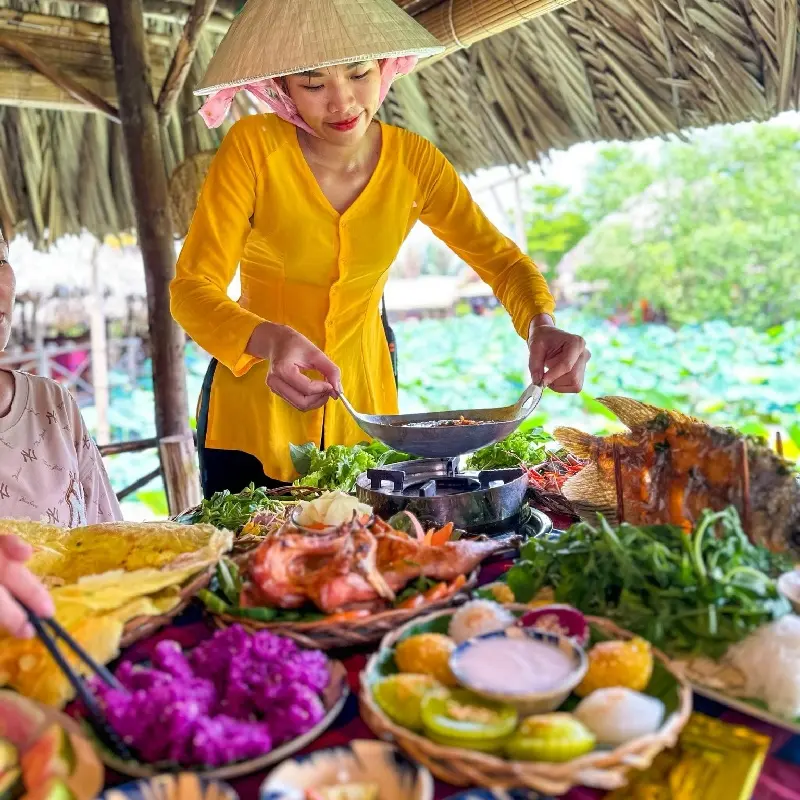 Trải nghiệm khu ẩm thực sinh th&aacute;i Sen Nam Bộ giữ l&ograve;ng S&agrave;i G&ograve;n 9