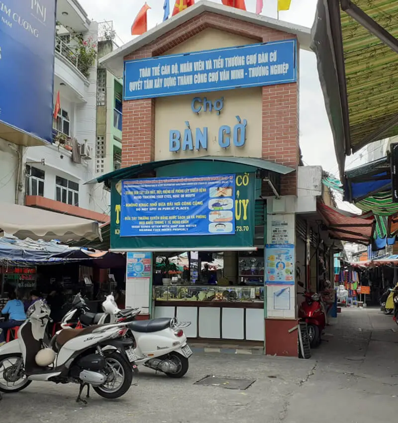 Truy t&igrave;m 10 khu chợ đồ si gi&aacute; rẻ nức tiếng S&agrave;i G&ograve;n 3