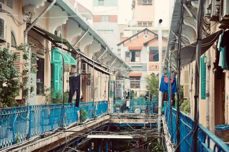 V&agrave;o hẻm H&agrave;o Sĩ Phường v&eacute;n m&agrave;n bức tranh văn h&oacute;a độc đ&aacute;o 3
