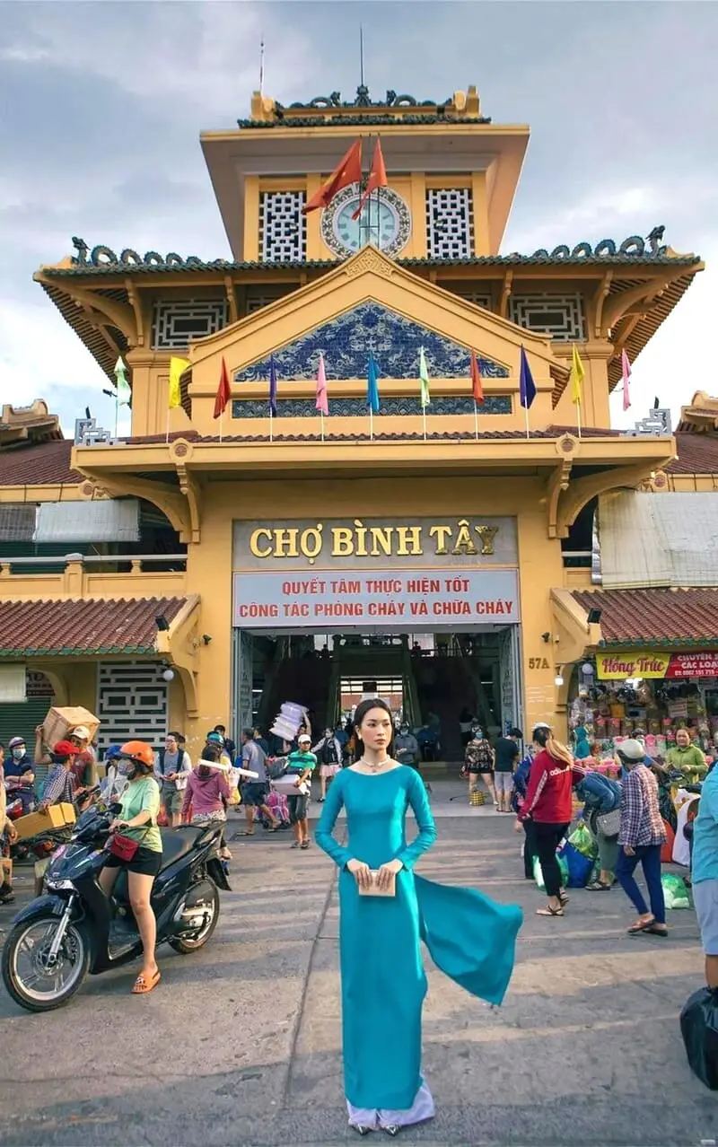 Vi vu chợ B&igrave;nh T&acirc;y: Ng&ocirc;i chợ cổ lớn nhất S&agrave;i Th&agrave;nh 22