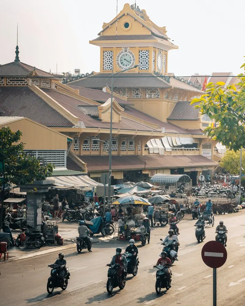 Vi vu chợ B&igrave;nh T&acirc;y: Ng&ocirc;i chợ cổ lớn nhất S&agrave;i Th&agrave;nh 6