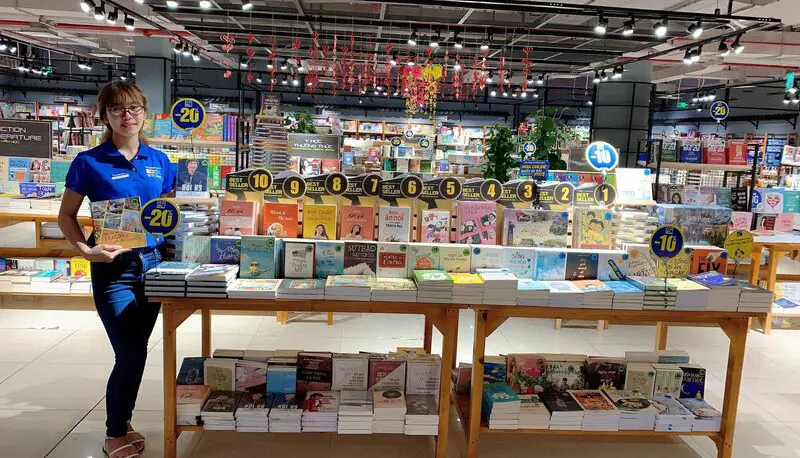 Vincom Plaza Quang Trung, thi&ecirc;n đường mua sắm v&agrave; giải tr&iacute; 4