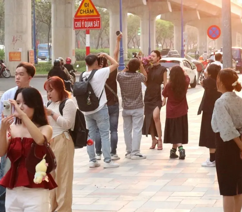 Xu hướng check-in ga An Ph&uacute;, g&oacute;c chụp đậm chất Th&aacute;i Lan 5