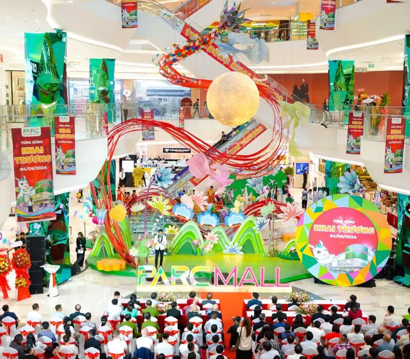 Khám phá trung tâm thương mại PARC MALL quận 8 nhộn nhịp