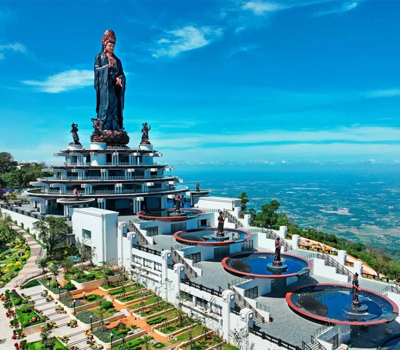 Lưu ngay 13 điểm du lịch Tết gần Sài Gòn thú vị, độc đáo