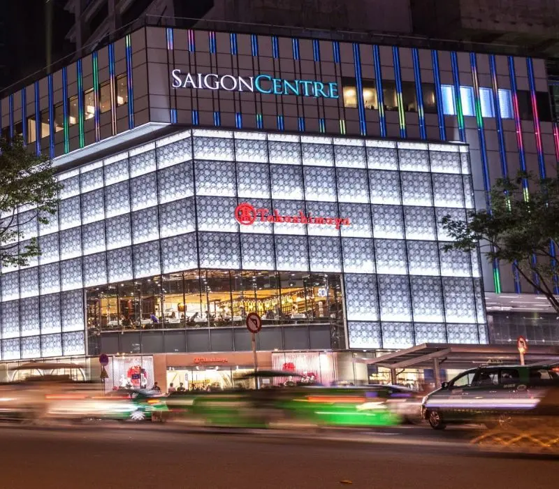 Saigon Centre - Takashimaya: Trải nghiệm mua sắm và giải trí đa dạng