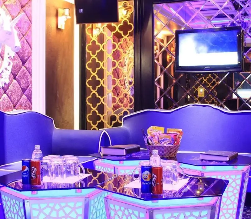 Top 8 quán karaoke Tân Bình cực chất cho bạn hát say mê