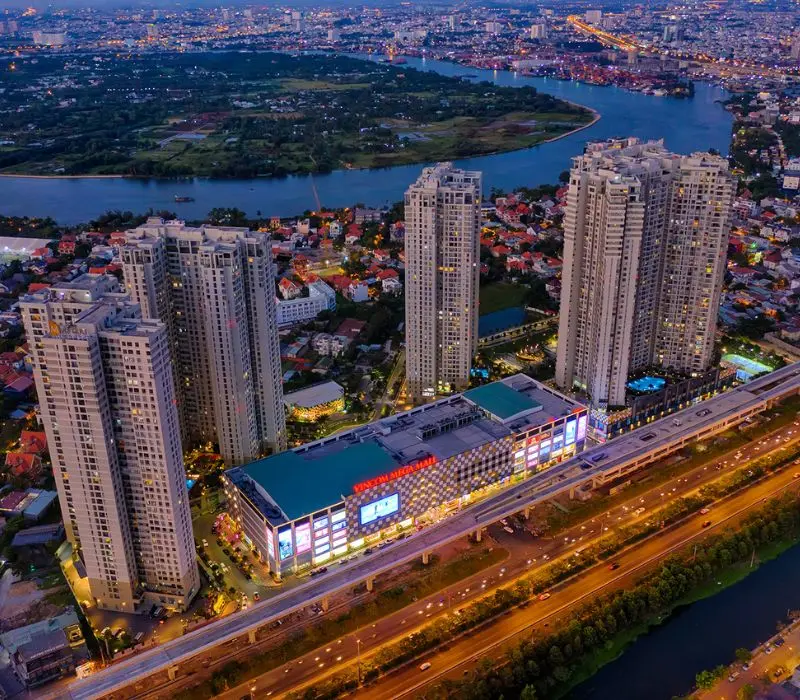 Vincom Mega Mall Thảo Điền có gì? Review ăn chơi, mua sắm