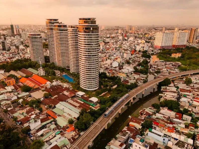 Gợi &yacute; h&agrave;nh tr&igrave;nh du lịch dọc theo tuyến metro số 1 5