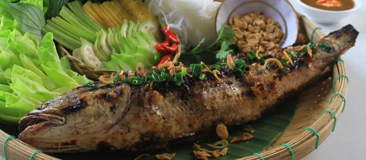 Cá lóc nướng trui Tiền Giang, món ăn bình dị của vùng sông nước