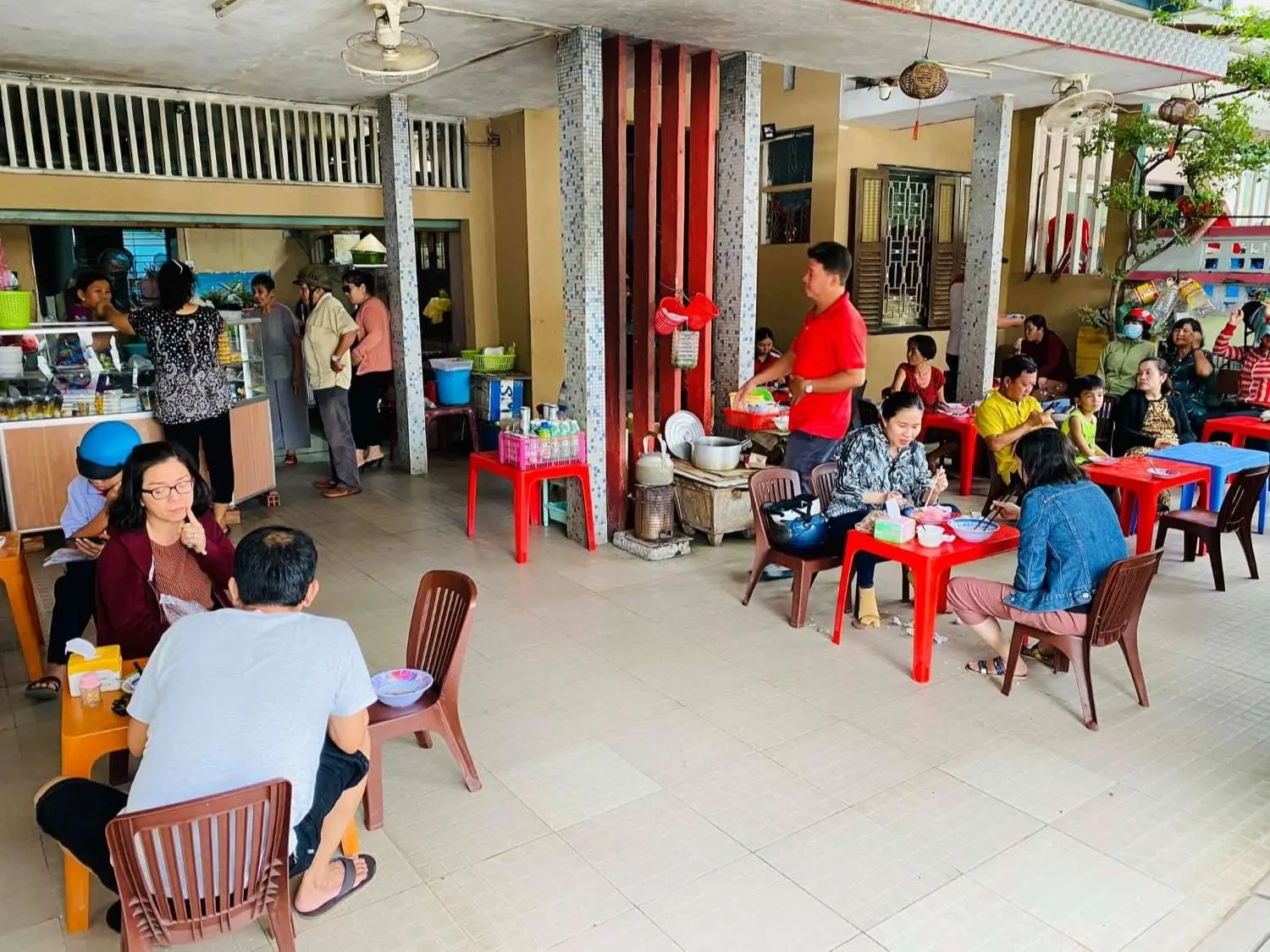 Choáng ngợp với tả bí lù món ăn vặt ở Quán Dì Năm 2