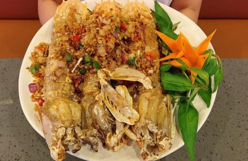 C&oacute; g&igrave; hot ở qu&aacute;n Ẩm thực L&uacute;a V&agrave;ng Tiền Giang? 3