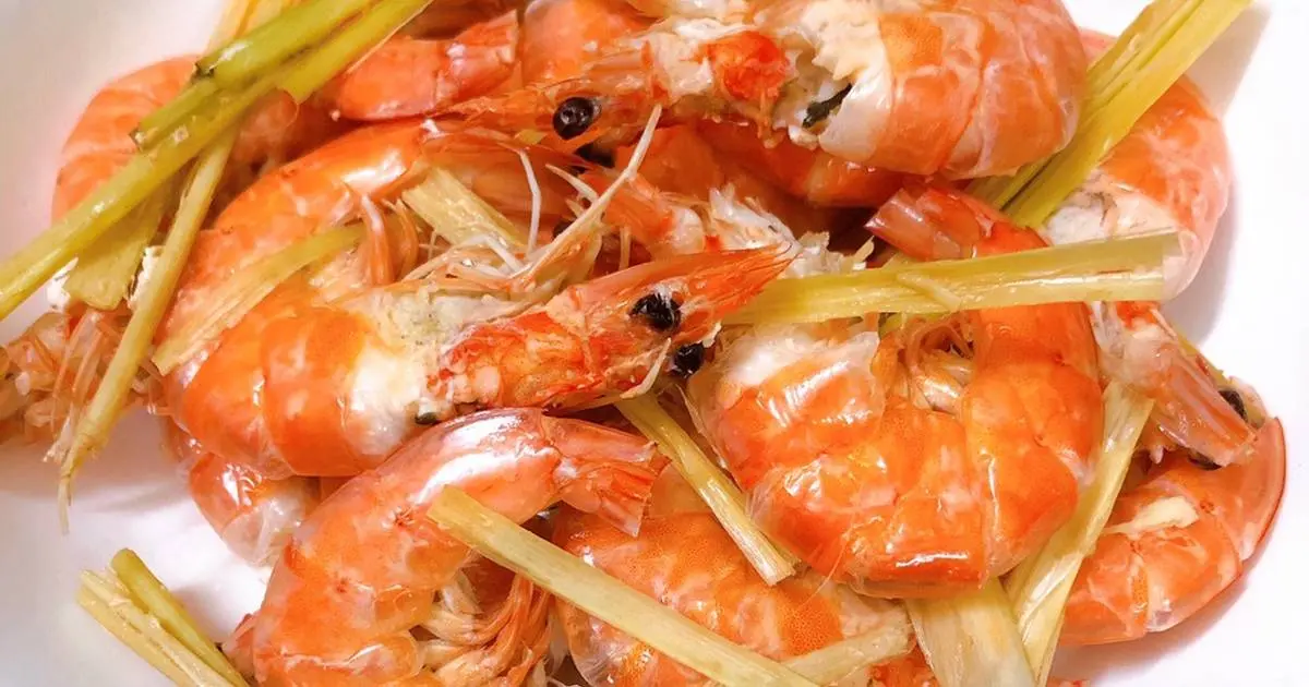C&ograve;n g&igrave; bằng thưởng thức đặc sản g&agrave; sao tại qu&aacute;n Bia Bom 4
