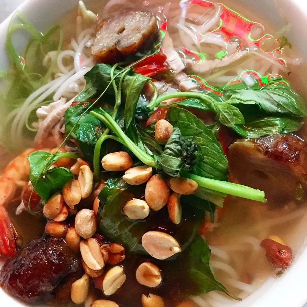 Đắm say B&uacute;n gỏi gi&agrave; Mỹ Tho thơm ngon kh&oacute; cưỡng 4