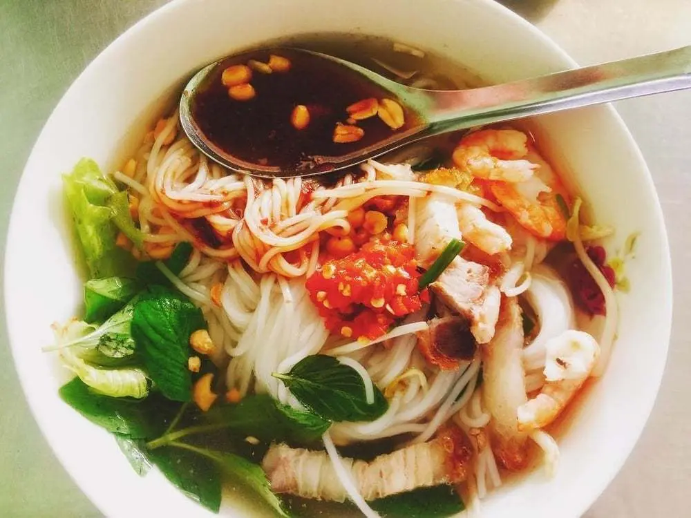 Đắm say B&uacute;n gỏi gi&agrave; Mỹ Tho thơm ngon kh&oacute; cưỡng 6