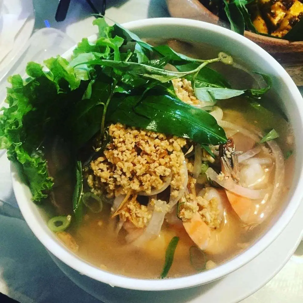 Đắm say B&uacute;n gỏi gi&agrave; Mỹ Tho thơm ngon kh&oacute; cưỡng 7